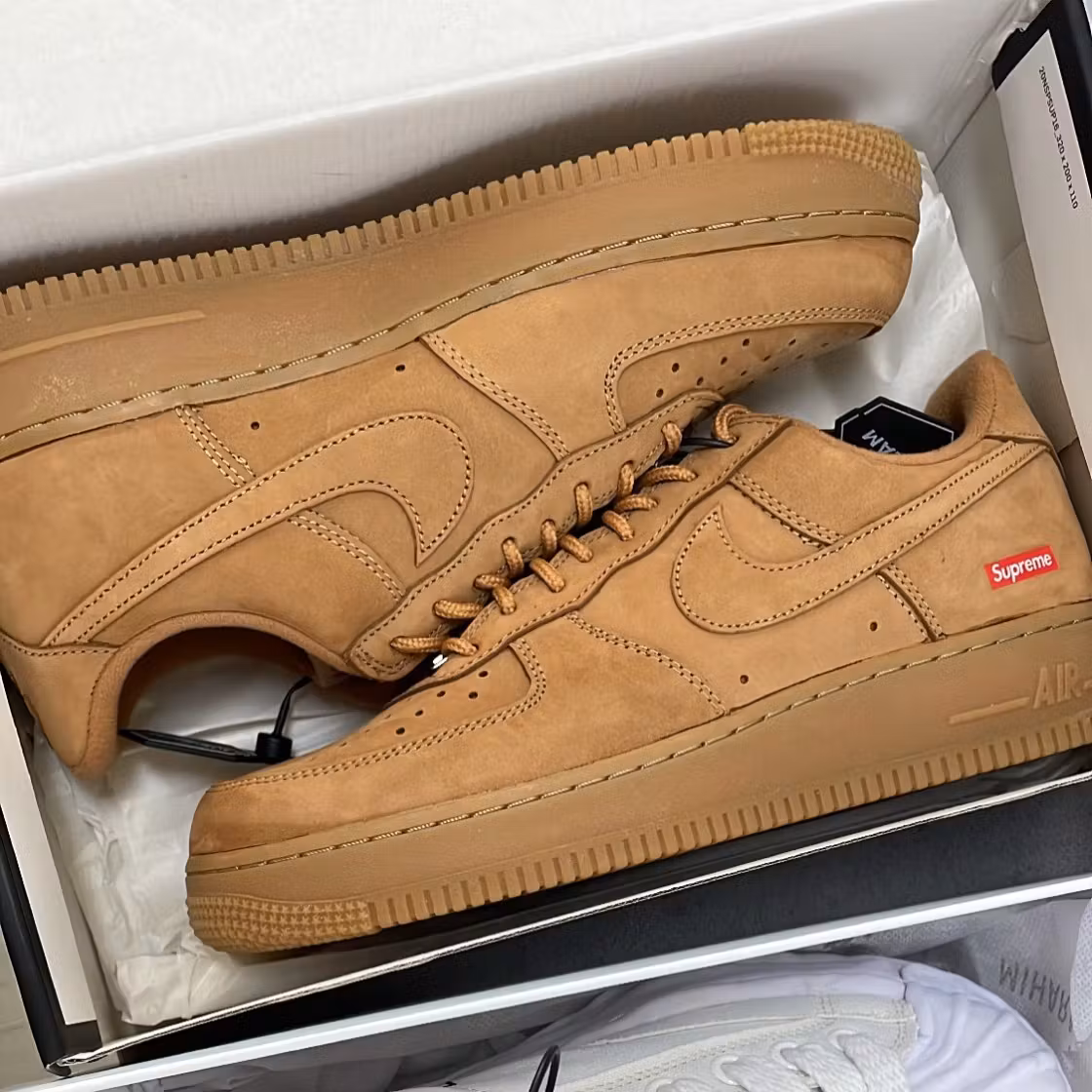 Supreme x Nike Air Force 1 Low SP 'Wheat' DN1555-200 Supreme x Nike Air Force 1 Low SP 'Wheat' DN1555-200